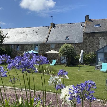 La Metairie-Du-Vauhariot - Vue Mer Et Mont Saint Michel - Piscine Chauffee - Acces Gr34 Cancale Exterior foto