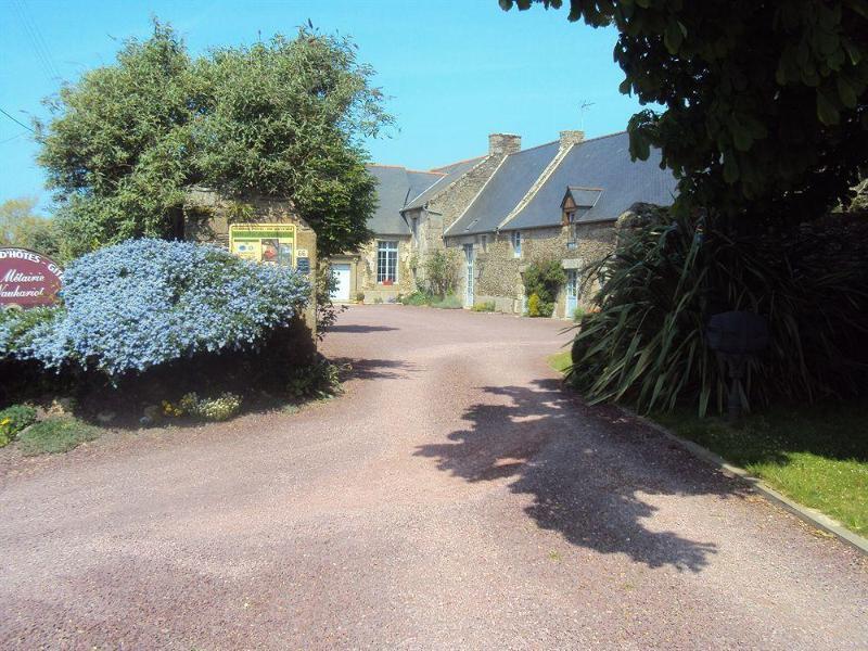 La Metairie-Du-Vauhariot - Vue Mer Et Mont Saint Michel - Piscine Chauffee - Acces Gr34 Cancale Exterior foto